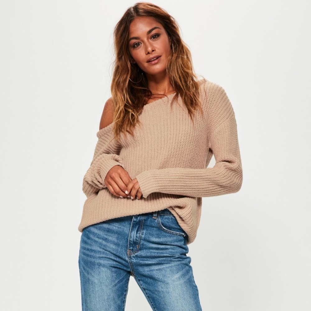 Missguided Beige off shoulder knitwear sweater